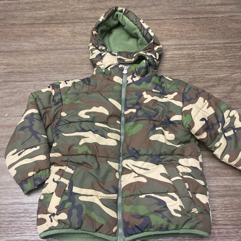 Athletic Works Kids Camouflage Puffer jacket  3T